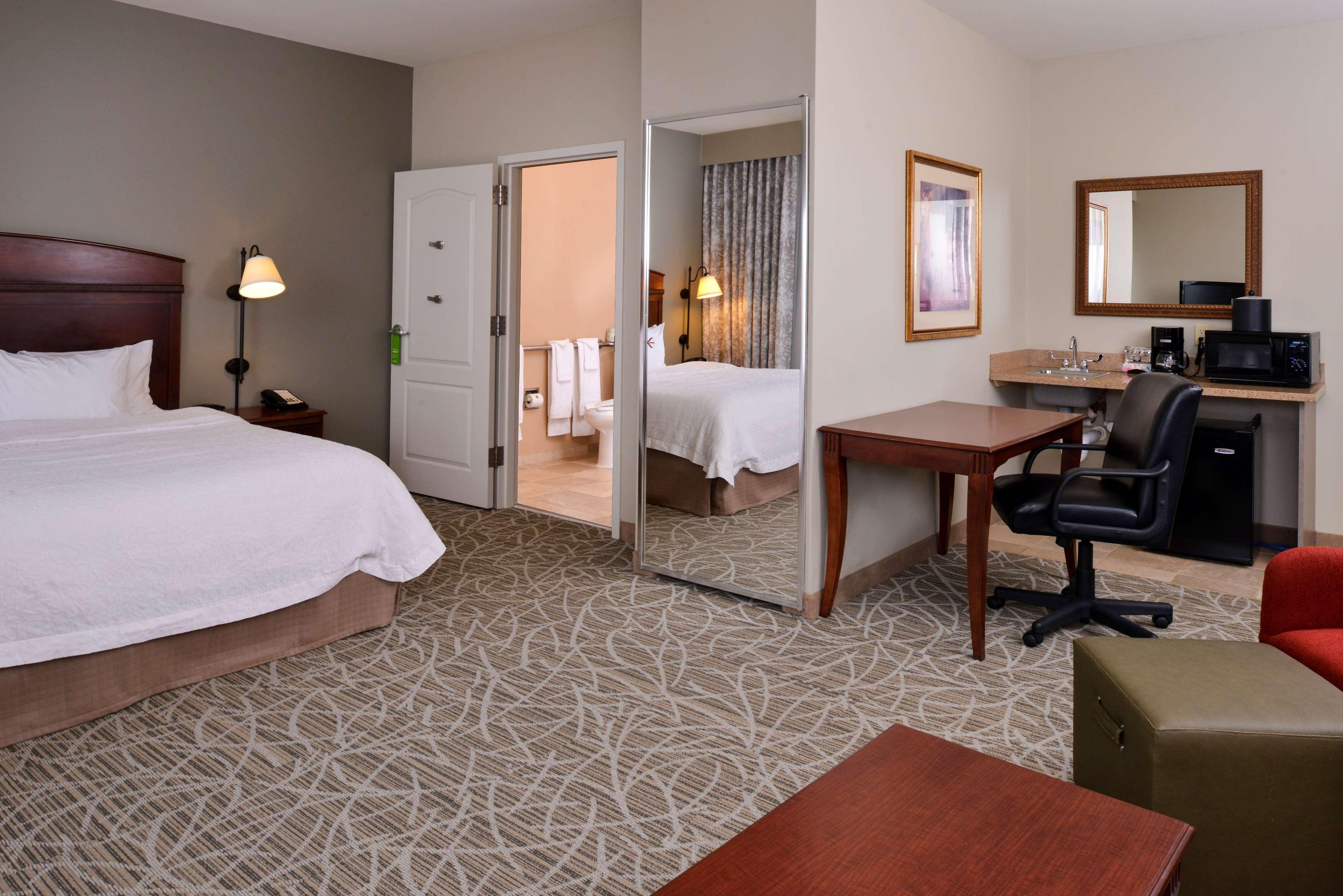 Hampton Hotel 3*