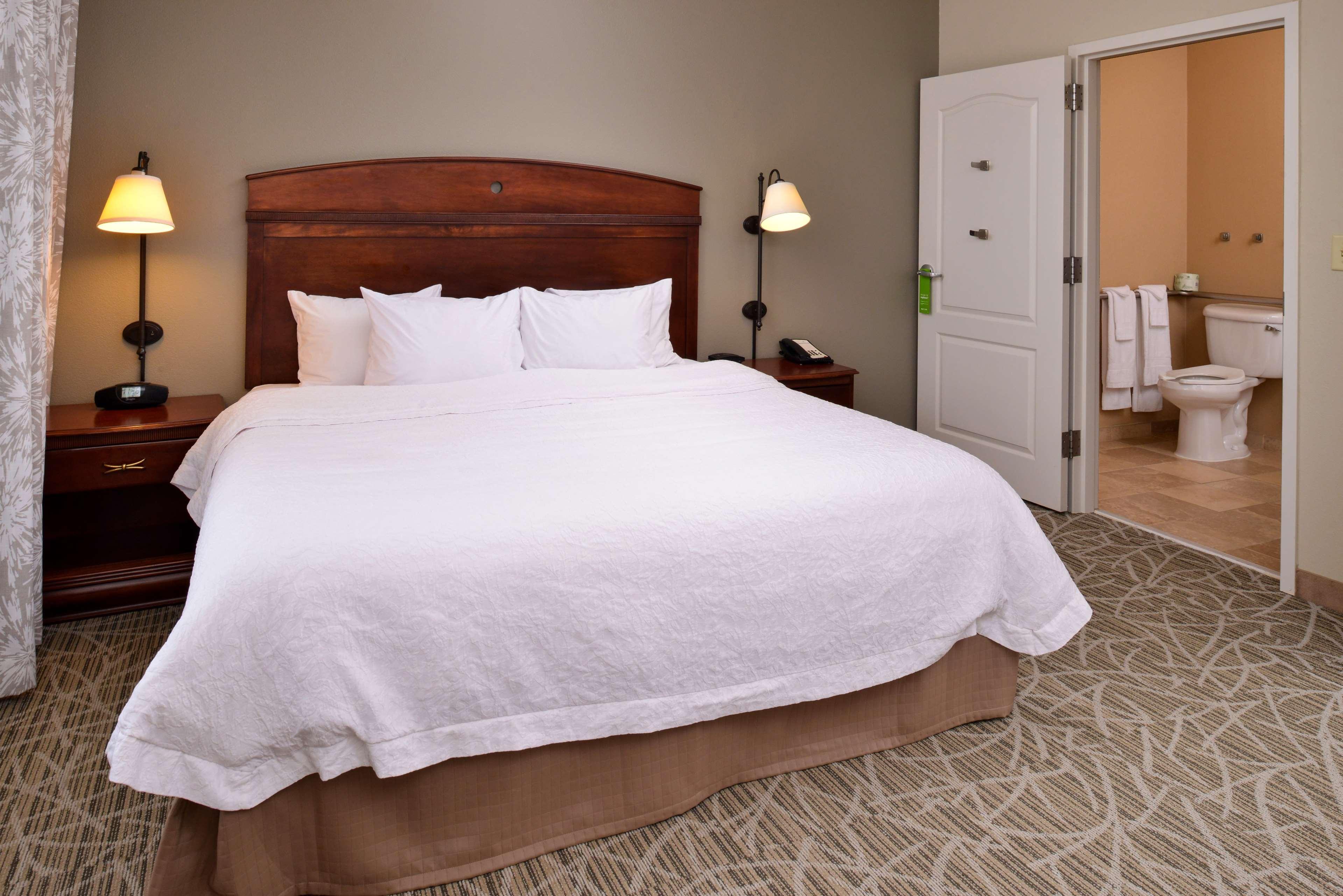 Hampton Hotel 3*