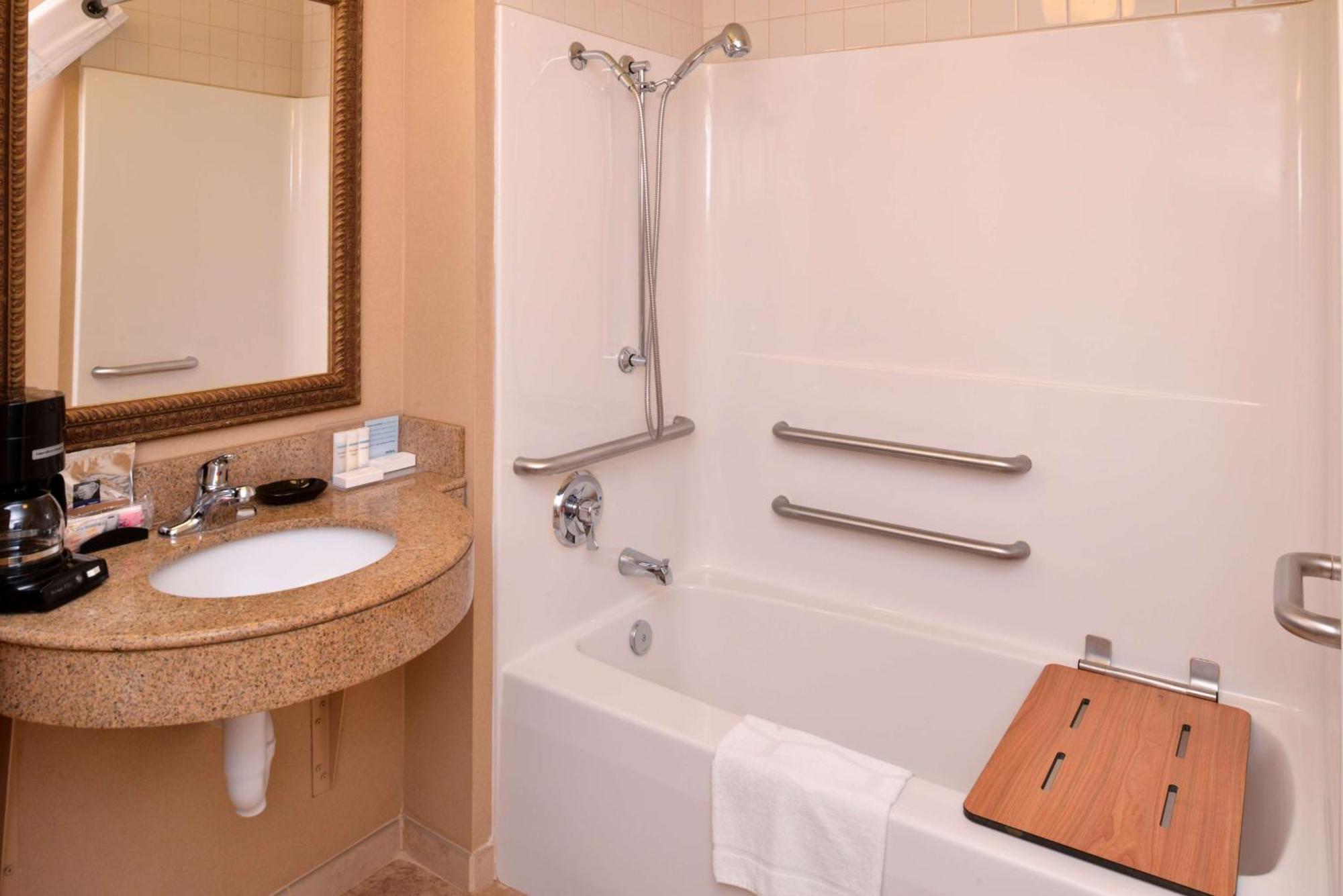 Hotel Hampton