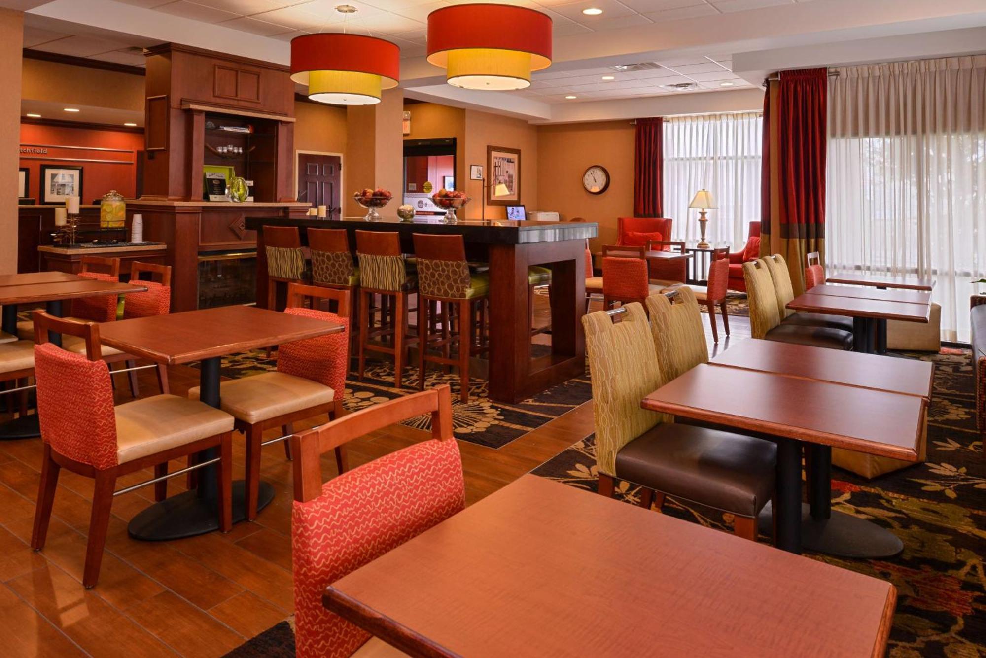 Hotel Hampton By Hilton Litchfield