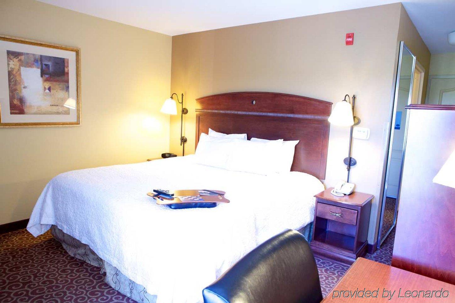 Hotel Hampton 3*